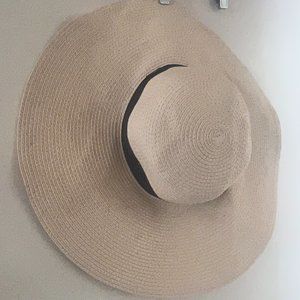 Roxy Beach Hat, Adult Size Small/Medium